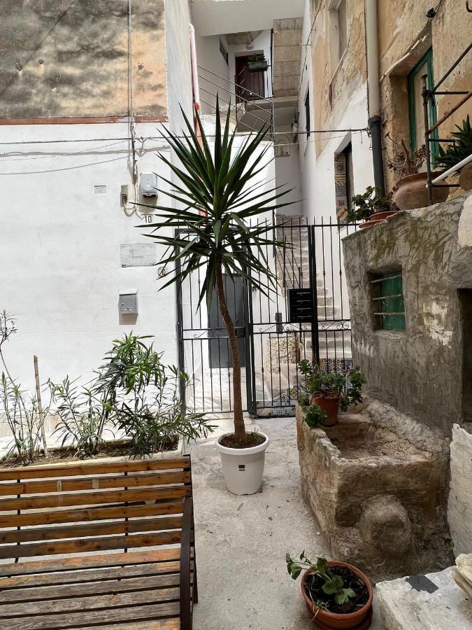 Casetta Ai Lavatoi Trapani Exterior photo